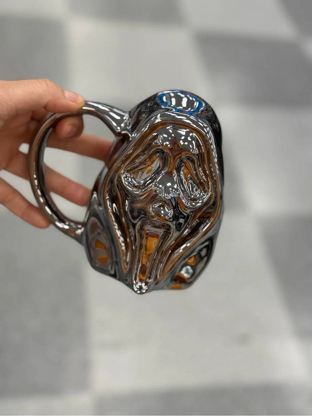 Chrome Ceramic Scream Face Decorative Mug